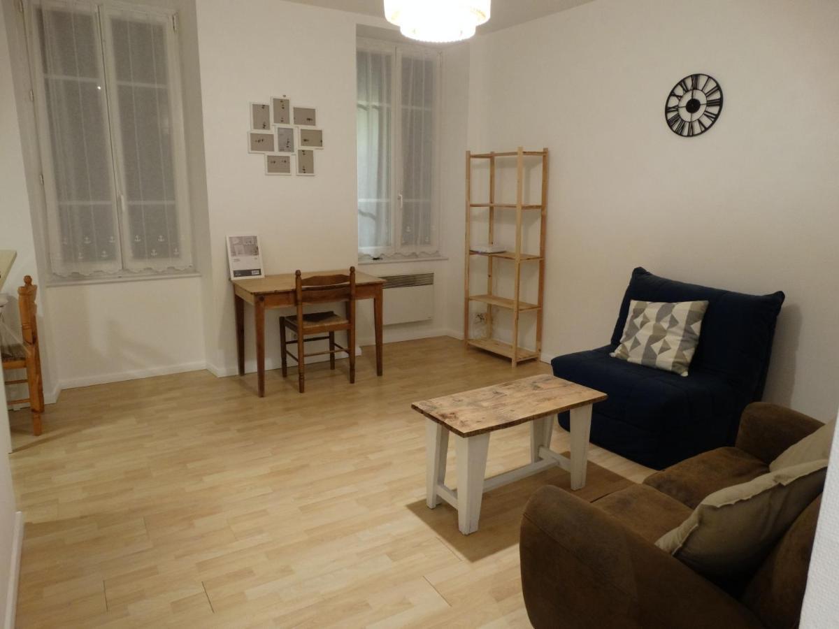 Appart Cosy Plein Centre Apartment Saint-Pol-de-Leon Exterior photo